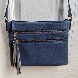 Like-new navy blue crossbody purse bag
